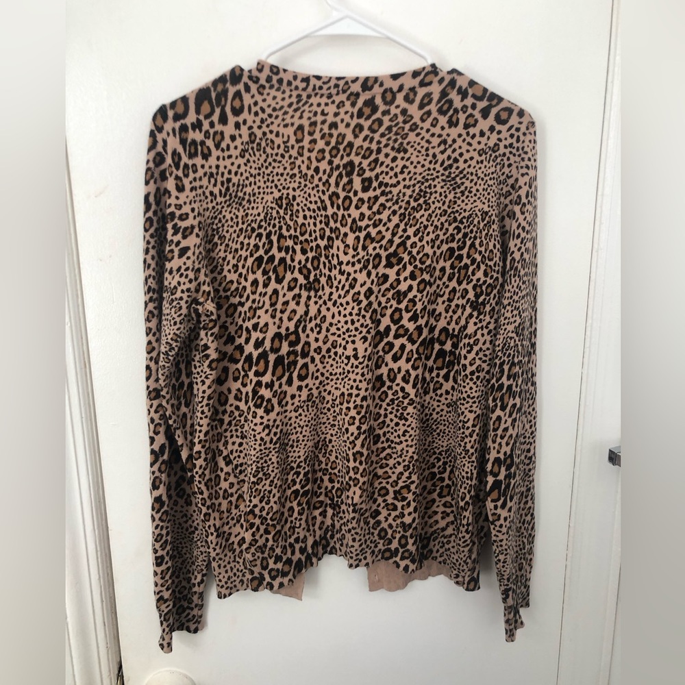 Cardigan - Picture 3 of 9